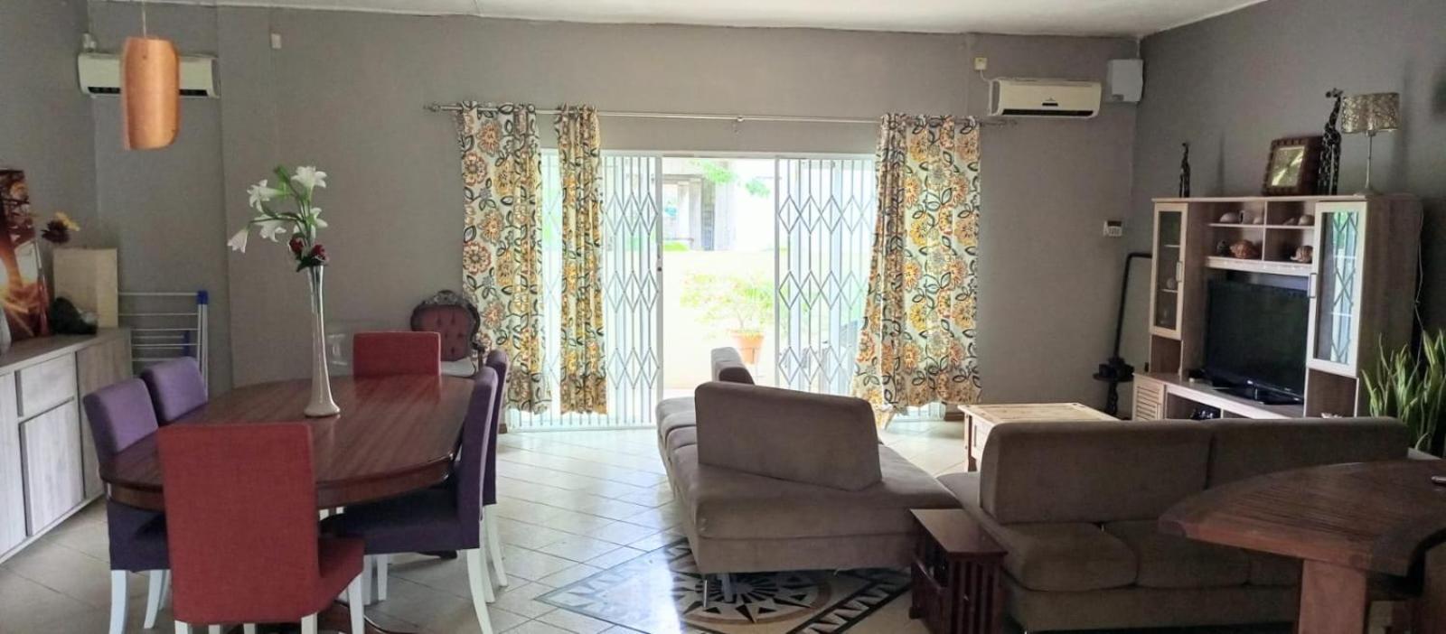 Apartment Lovely And Spacious 3 Bedroom Flic en Flac