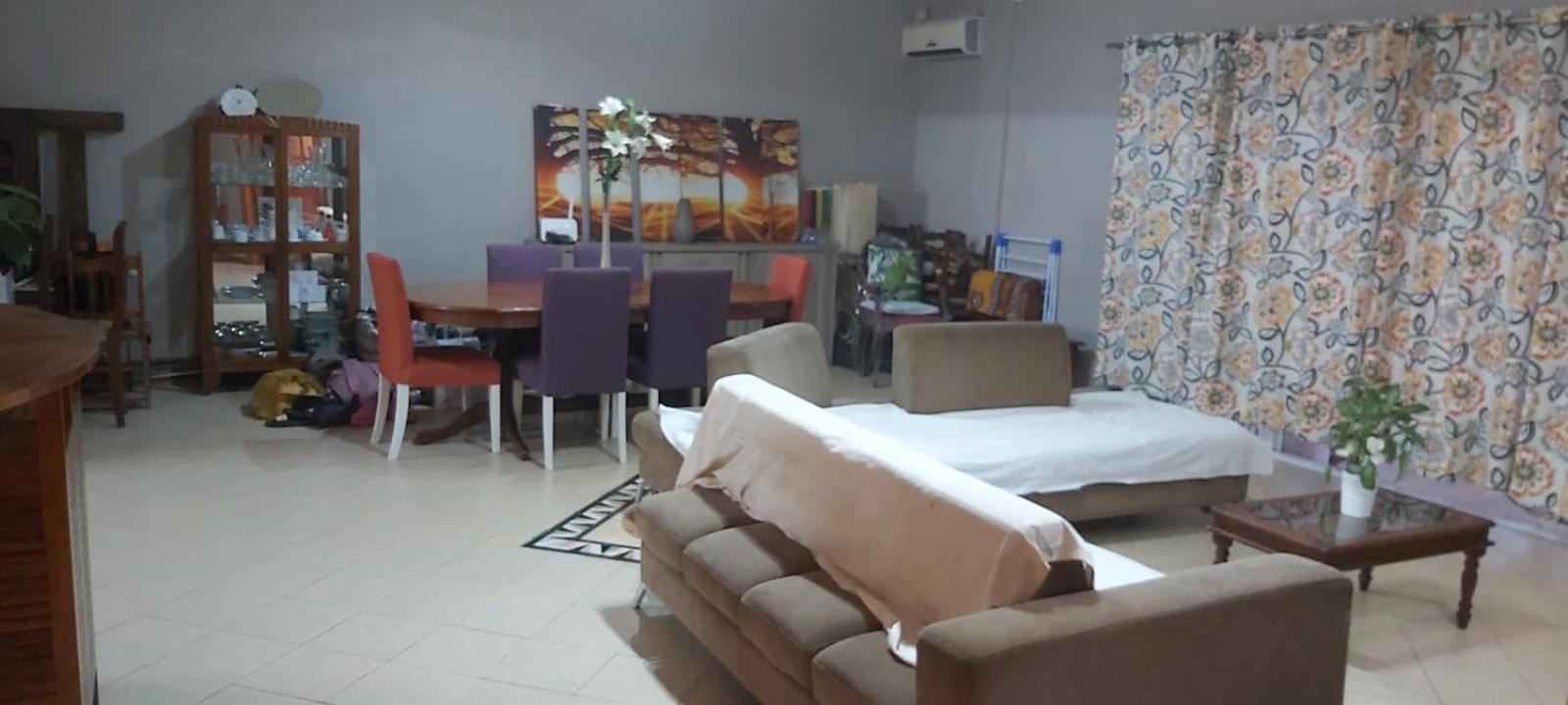 Lovely And Spacious 3 Bedroom Flic en Flac